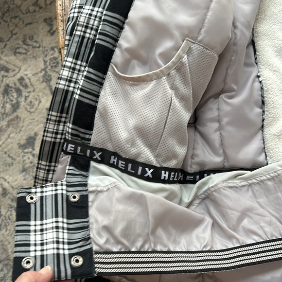Helix Women’s Snowboard Plaid Jacket Small - Picture 14 of 16